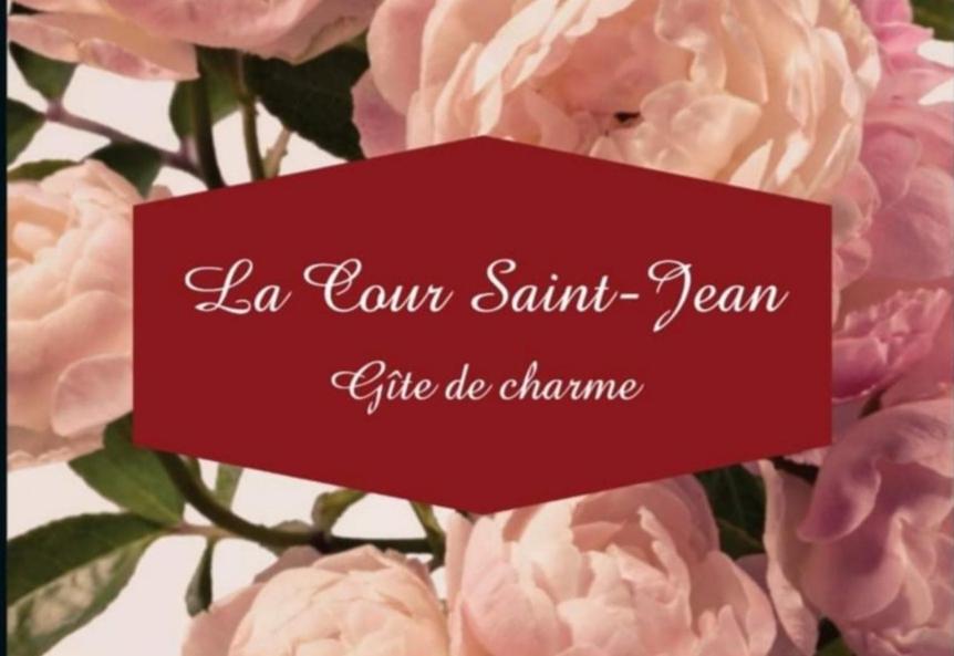 Vieux-Bourg Gite De Charme A La Cour Saint-Jean מראה חיצוני תמונה